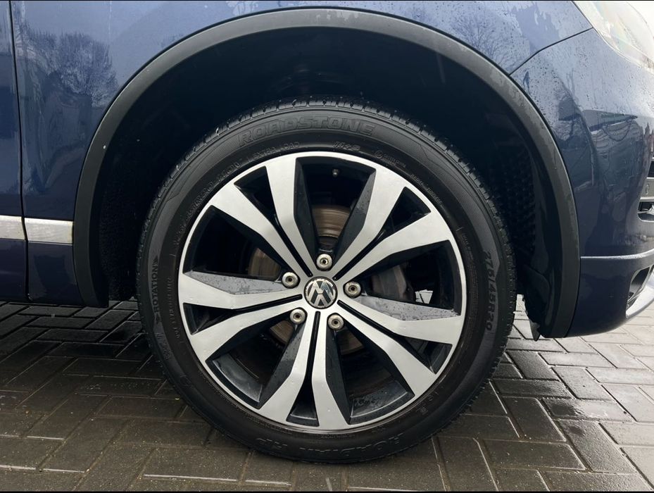 Volkswagen Touareg R-line