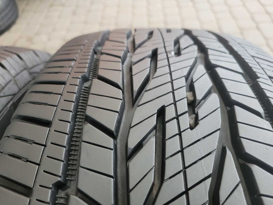 265 / 65  R 17   Continental      Lato / Komplet