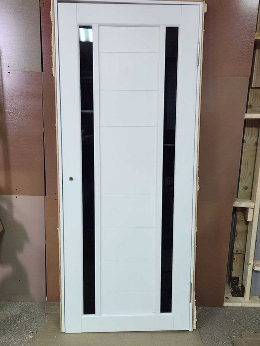 Розпродаж міжкімнатних дверей 600*700*800*2000
