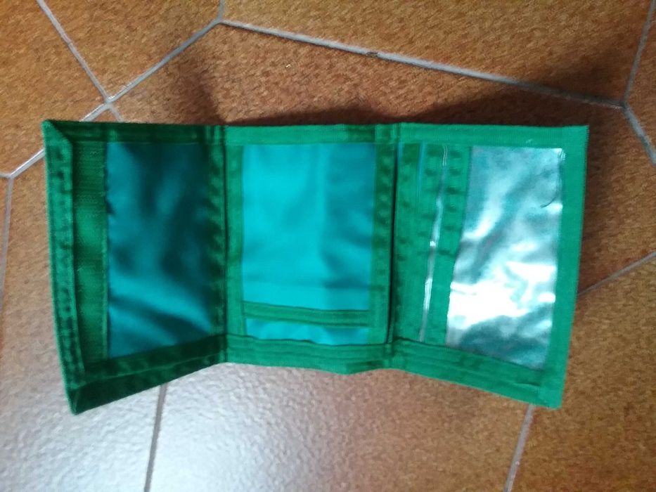 Carteira pratica e leve