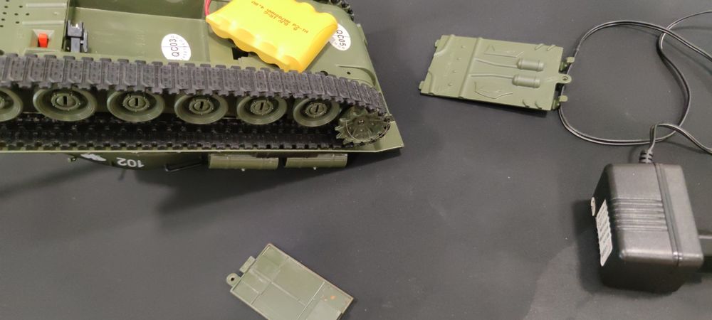Czołg "Rudy" T-34 Zdalnie Sterowany skala 1:28 Walczące czołgi
