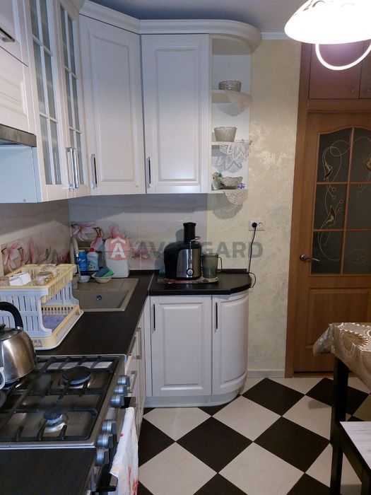 Продам 2-х комнатную квартиру на Левобережном