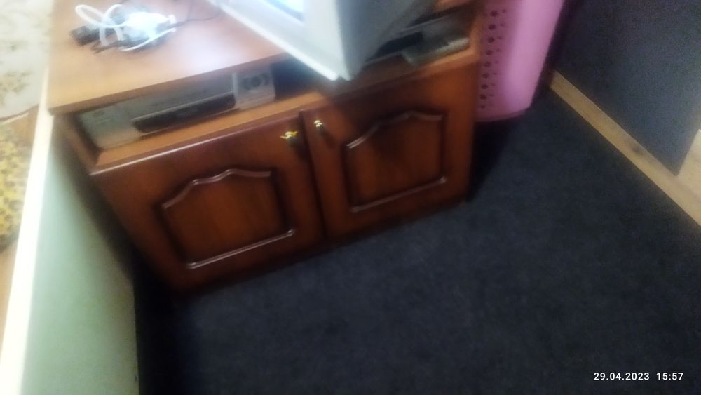 Продам телевизор