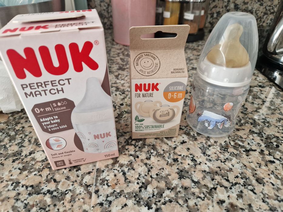 Vendo biberões Nuk novos