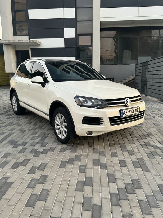 Volkswagen Touareg 2011 г