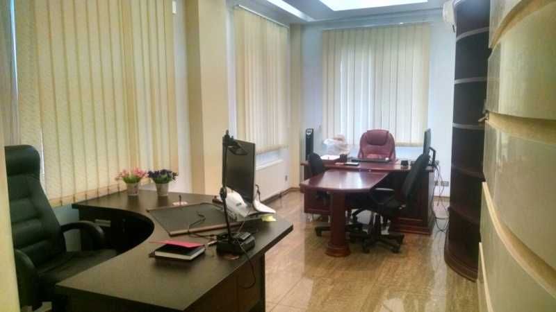 Офис Французский б-р. 120 м.