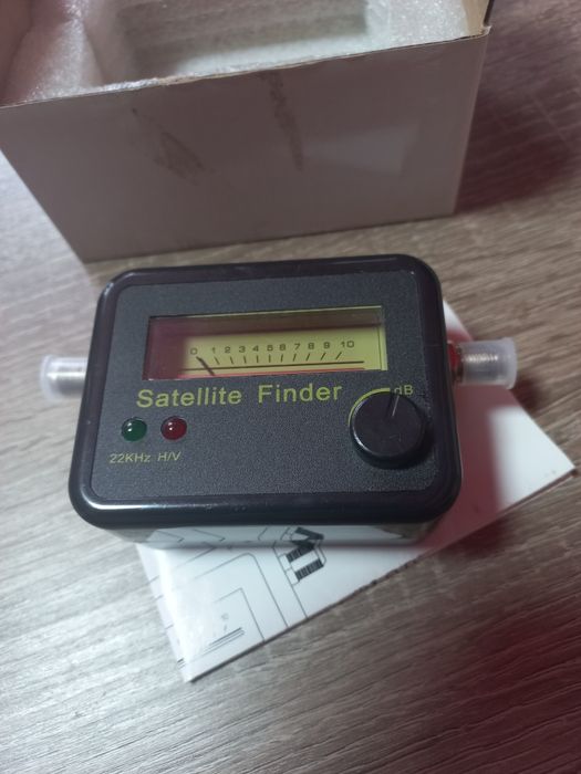 Вимірювач рівня супутникового сигналу Sat Finder