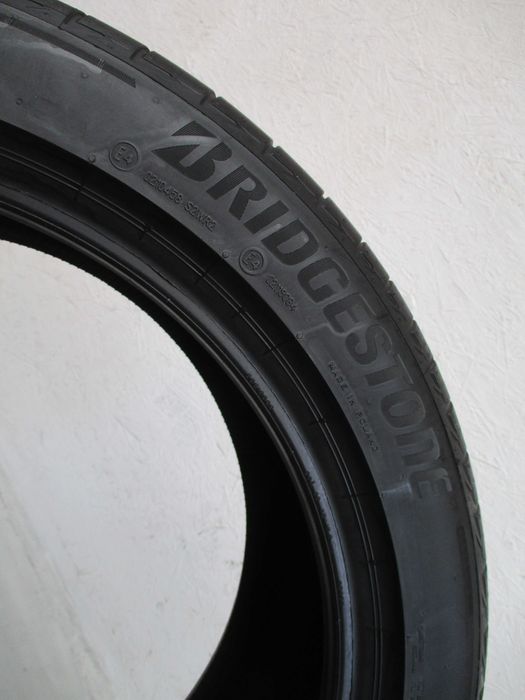 1x 255/45R20 Bridgestone Turanza Eco eliten 5,4mm 23r.
