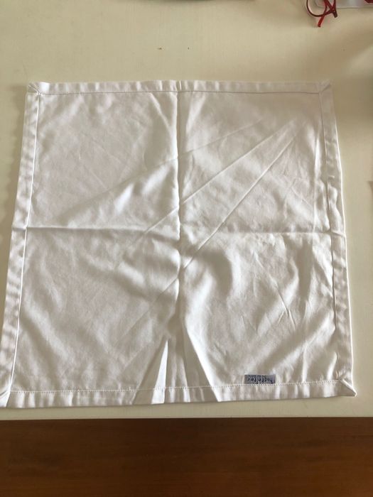 Toalhas de mesa brancas de algodao grandes e guardanapos