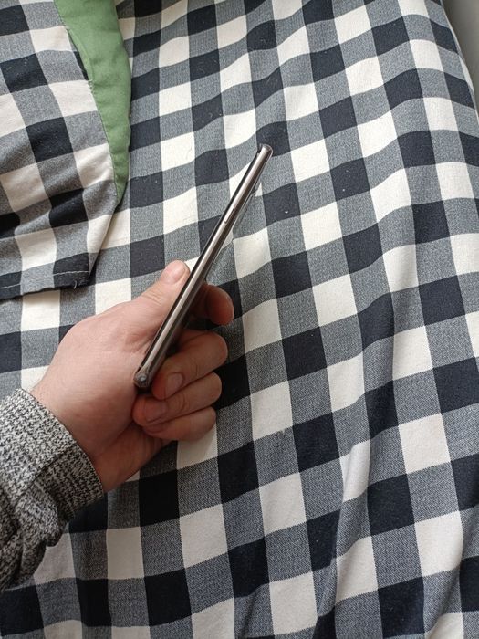 Samsung s8  4/64 duos все працює