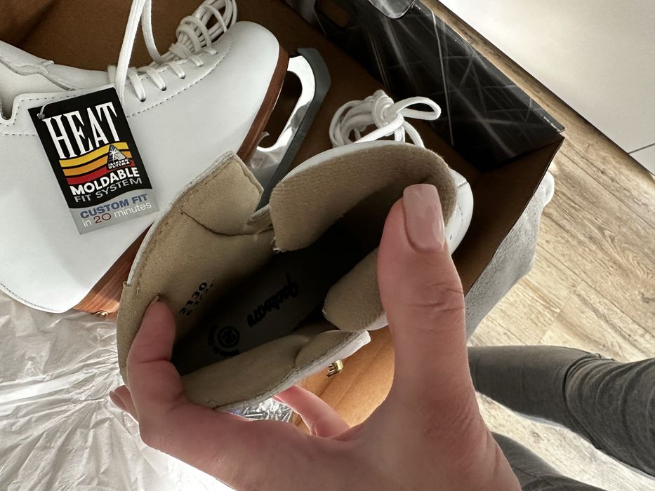 Нові ковзани Jackson Elle