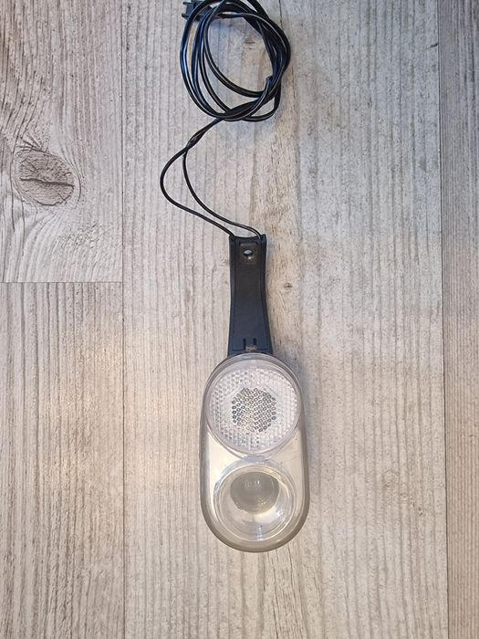 Lampka lampa rowerowa przednia Giant