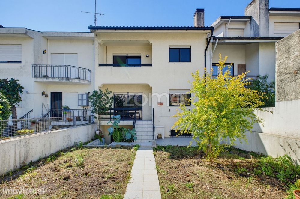 Moradia T4 / T5 com Garagem | Quinta das Rosas, Vilar do Paraíso