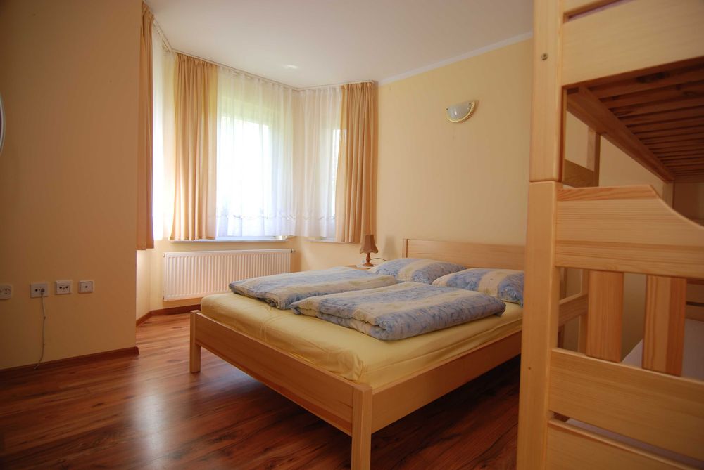 wynajem pokoi - apartamenty Poddąbie koło Ustki 300 m do plaży