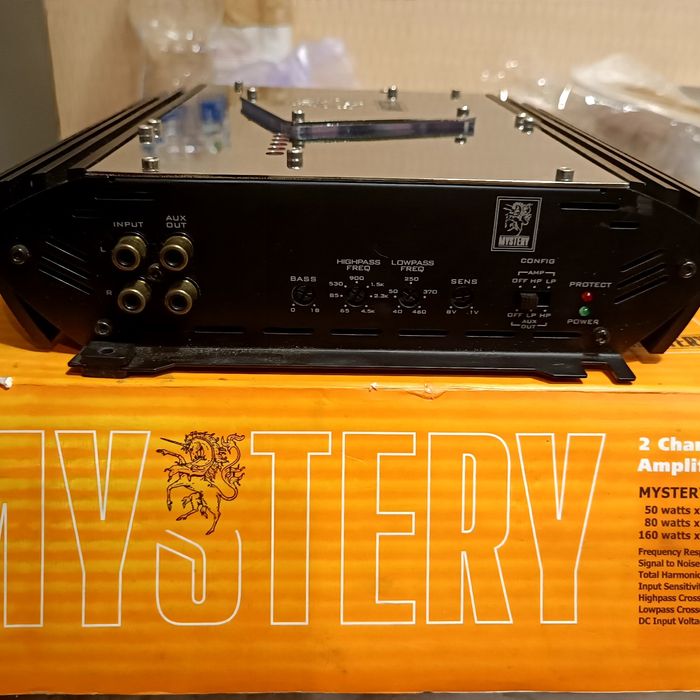 Підсилювач аудіо на авто і саббуфер у подарунок.