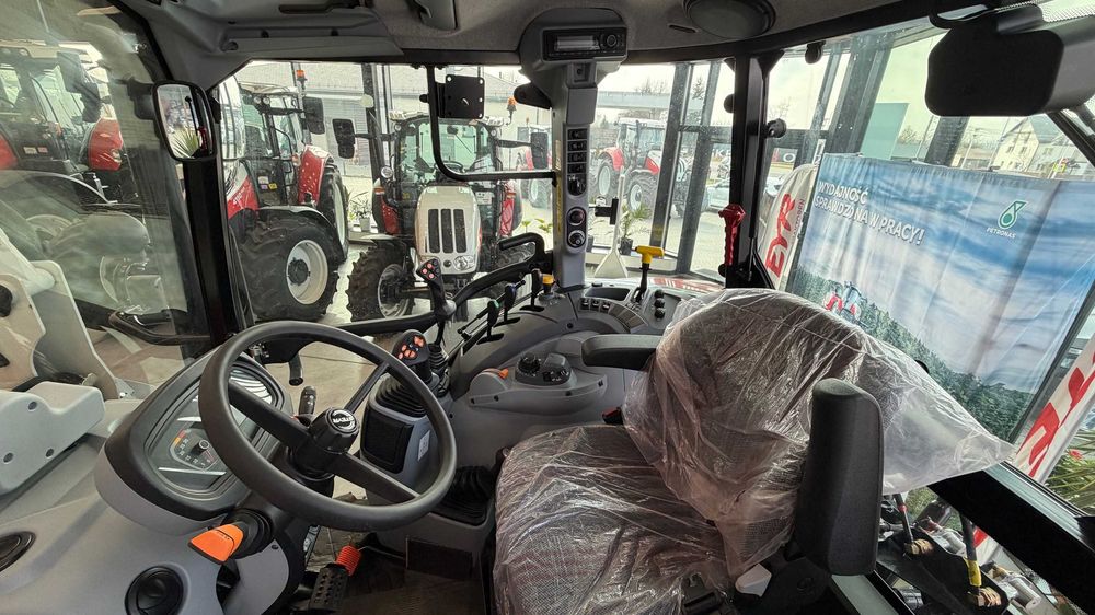 STEYR 4100 PLUS HILO HD z ładowaczem wyprzedaż rocznika 2025 okazja
