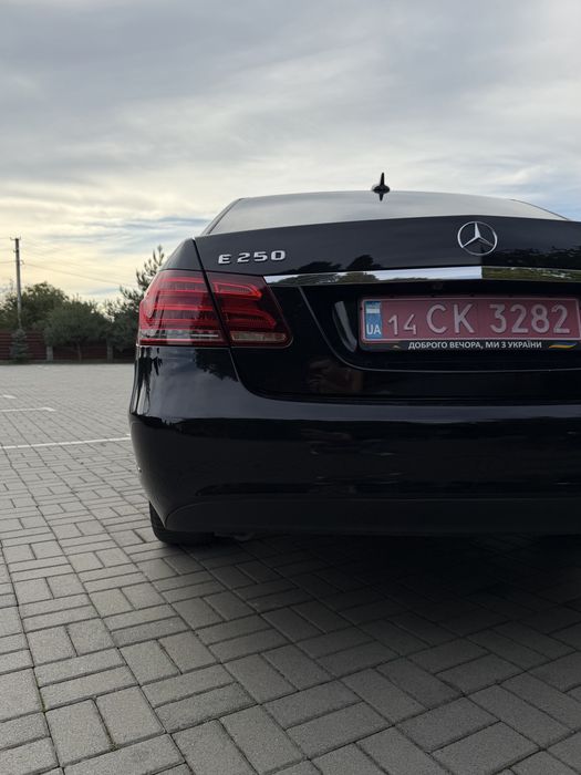 Mercedes-Benz E-класу 2013 року