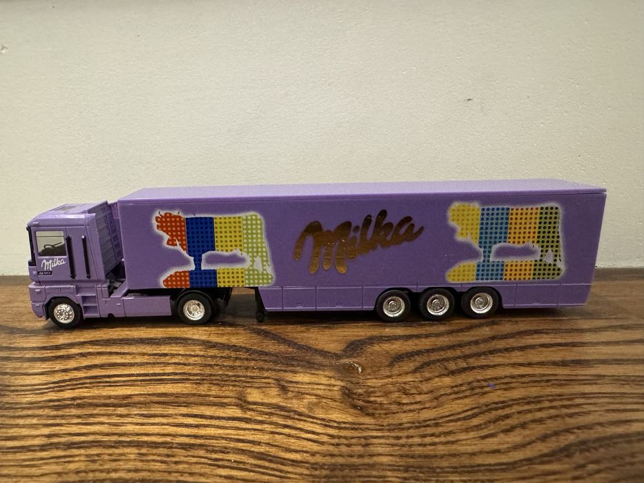 Renault Magnum Milka Albedo 1:87 H0