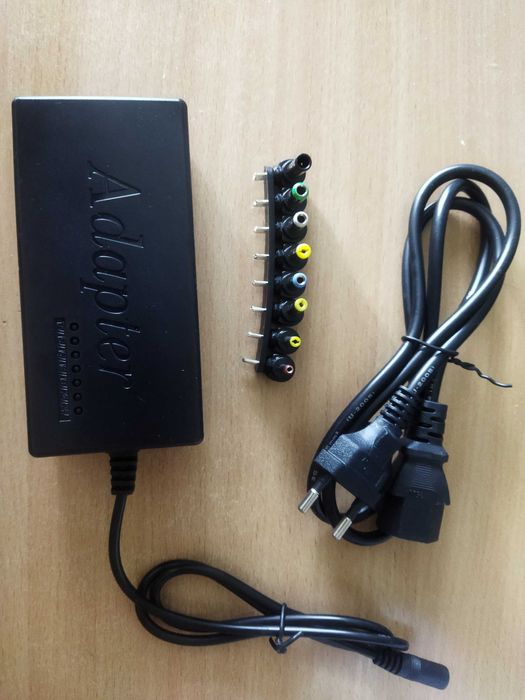 Универсальная зарядка для ноутбука