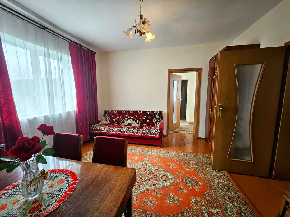 Будинок з ремонтом в хорошому стані за Галичем