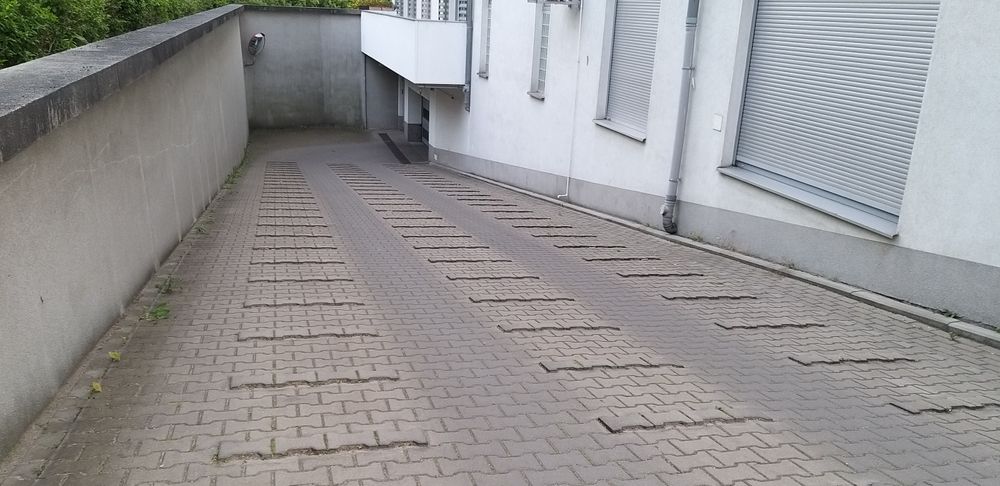 Miejsce postojowe Konfederacka 4A