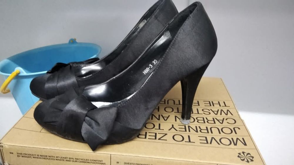 Sapatos e sandalias