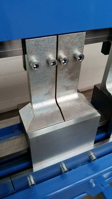 Zaginarka segmentowa SEG-U 1250/1,5 mm Dachdecker