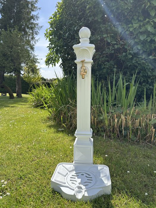 Kran ogrodowy w klasycznym stylu