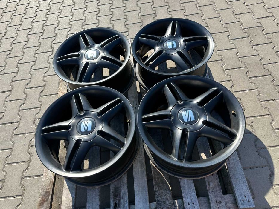 7jx17 et38 seat fr leon oryginal czarne 5x100 17"