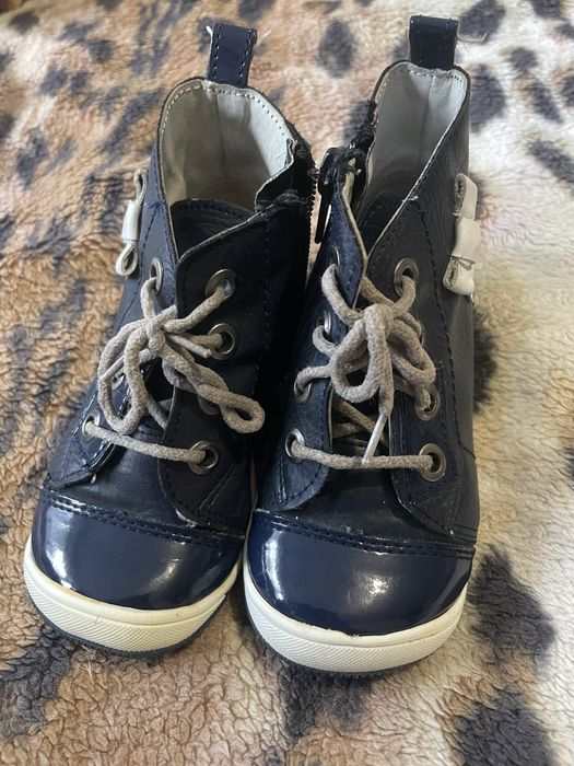 Buty dla dziewczynki
