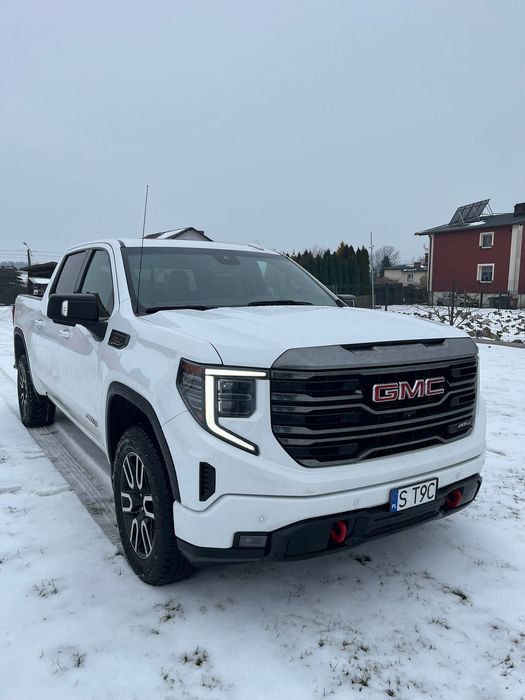 GMC Sierra GMC SIERRA AT4 6.2 V8 2023 Rok