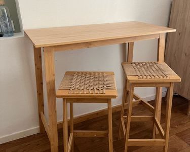 Bancada com 2 bancos