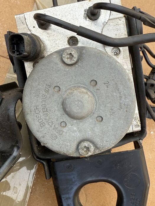 Pompa ABS audi A8 S8 D3 - OE