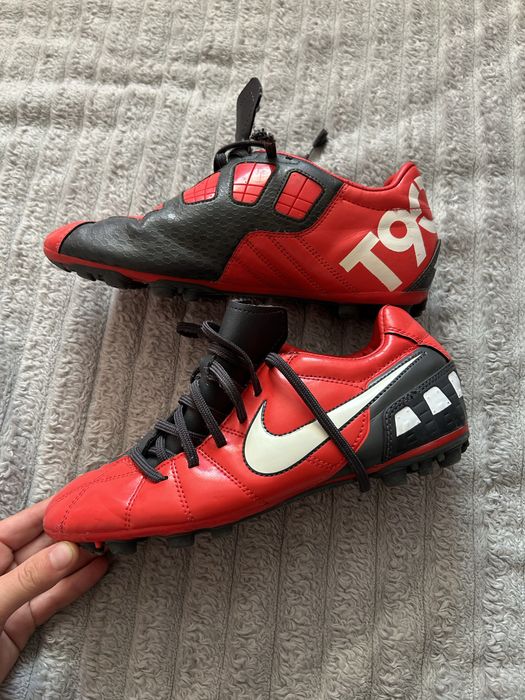 nike total 90 - Купити футбольне екіпірування - Ціна на OLX.ua