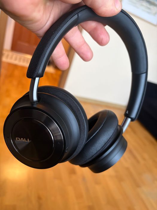 DALI iO-8 Iron Black – Stan Nowy/Gabinetowy (Gwarancja PL do XII-27 r.) – Dla Prawdziwego Audiofila!