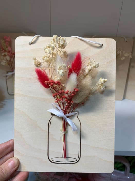 Sprzedam obrazek z bukiecikiem suszonych kwiatow