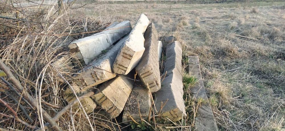 Шпали залізобетонні