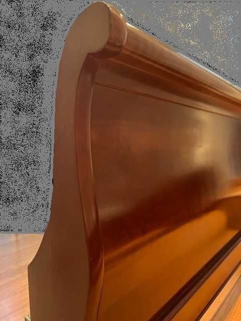 Cama de estllo colonial