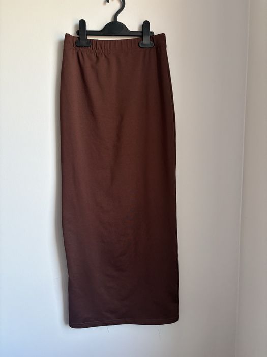 Piękna długa wąska spódnica w czekoladowo brązowym kolorze XS