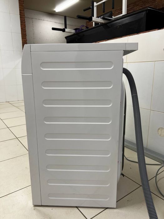 Продам Electrolux Отдельностоящая стиральная машина с СУШКОЙ!