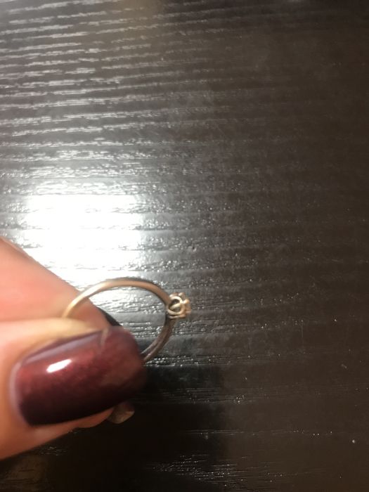 Колечка біле і червоне золото з діамантом 17-17,5