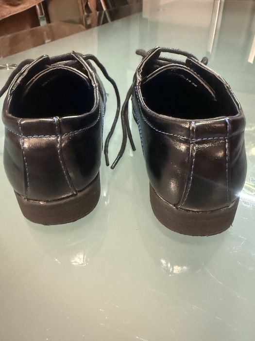 Buty chlopiece do garnituru , wizytowe, lakierowane , komunii rozm 36