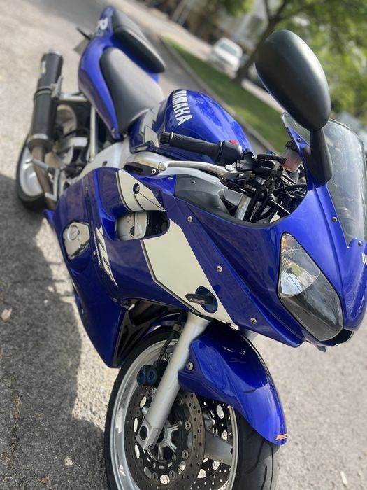 Yamaha R6 2002(23.000km)RESERVADA