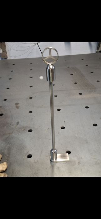 Park pole do mercedesa vw opla bmw