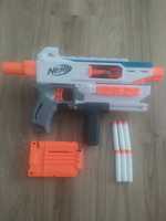 Conjunto de armas nerf Cidade Da Maia • OLX Portugal