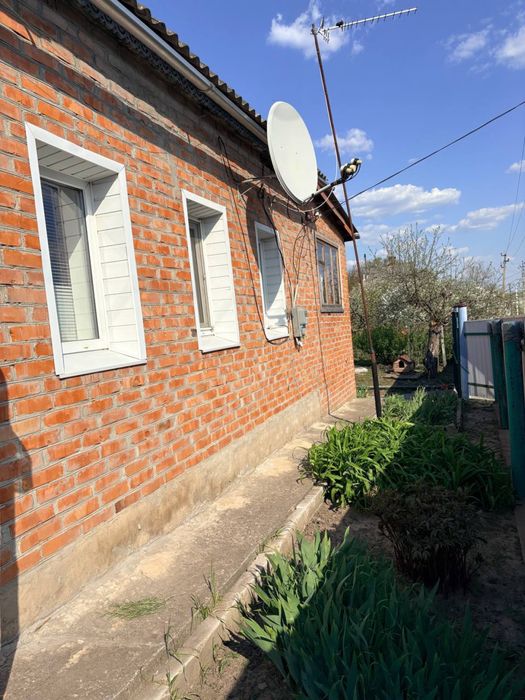 Продам будинок вул. Базарна