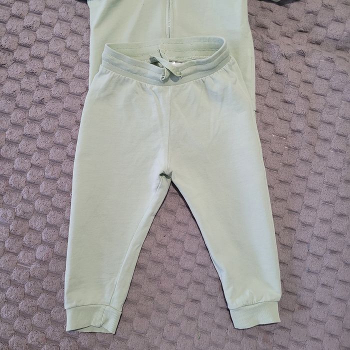 Костюм hm 86 розміру