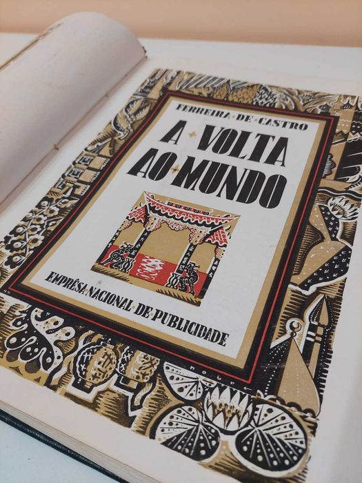 Livro A Volta ao Mundo- Ferreira de Castro | Edição Antiga Capa Dura