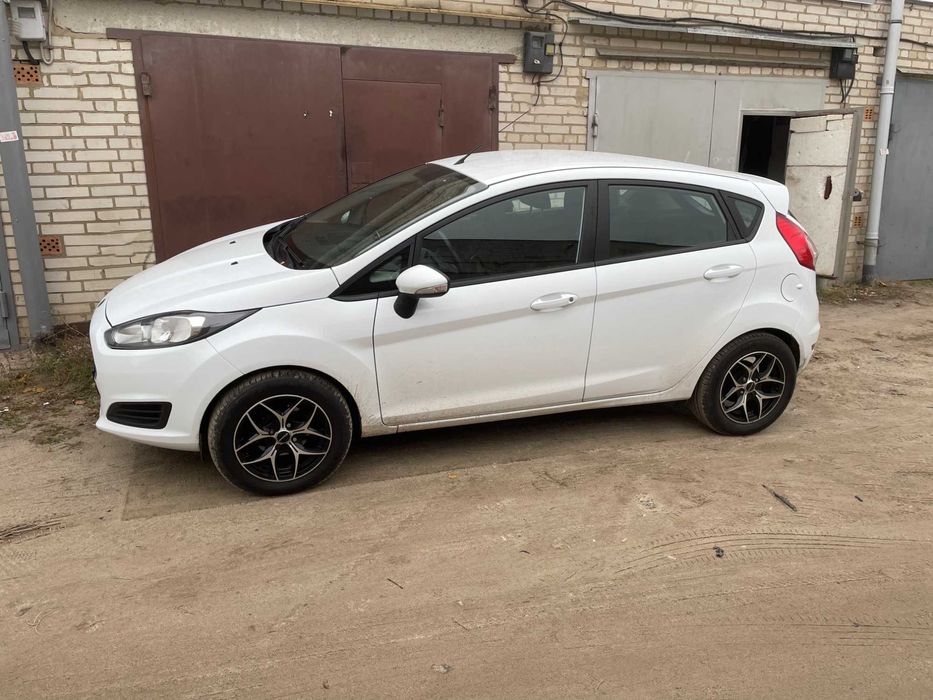 Ford Fiesta 2013 1.5 дизель, без дтп (у відмінному стані)