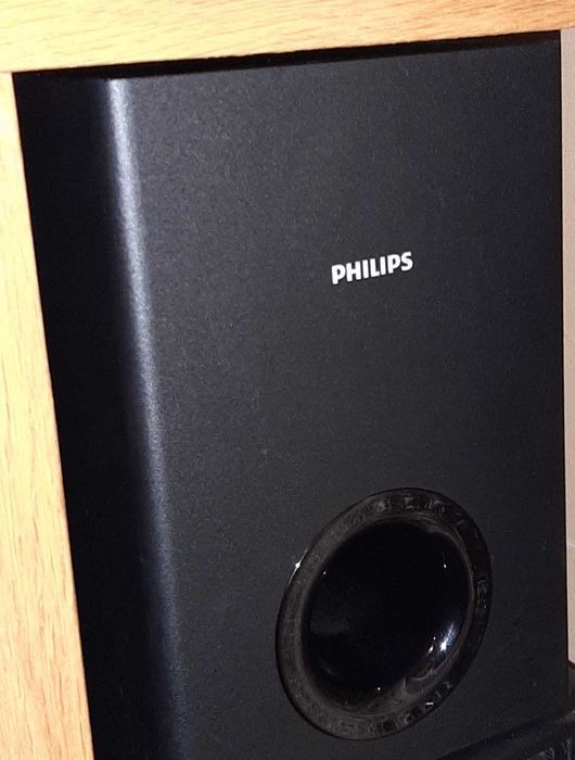 Philips Soundbar Bombastyczny! Woofer, pilot. Polecam koneserom,